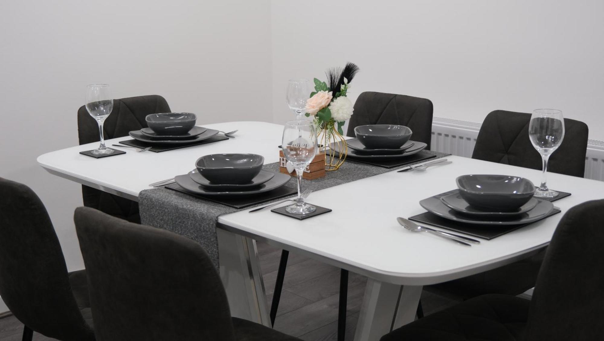 Modernized Three Bedroom House Near City Stadium, Attractions, City Centre - Sky N Netflix - Convenient Transport Манчестер Екстер'єр фото