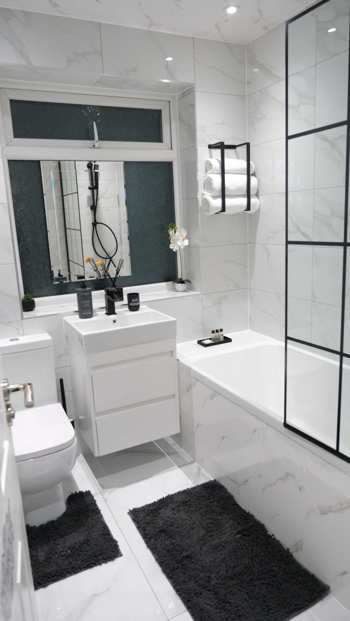 Modernized Three Bedroom House Near City Stadium, Attractions, City Centre - Sky N Netflix - Convenient Transport Манчестер Екстер'єр фото