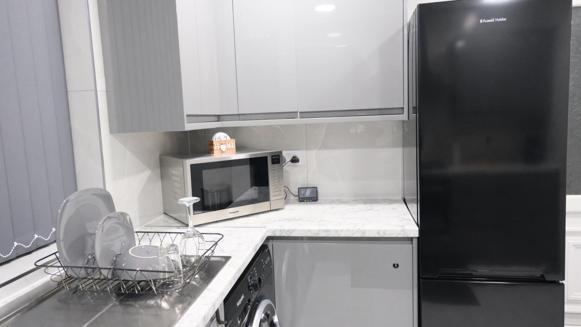 Modernized Three Bedroom House Near City Stadium, Attractions, City Centre - Sky N Netflix - Convenient Transport Манчестер Екстер'єр фото